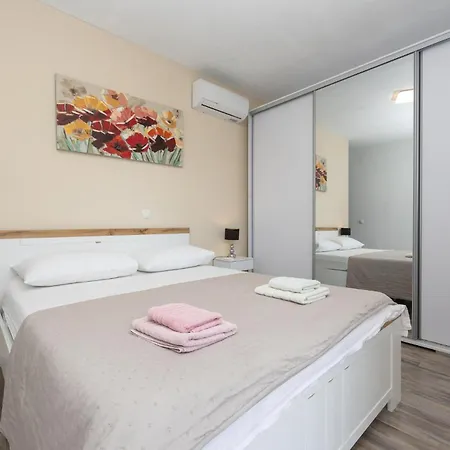 Сasa de vacaciones Lovely In Kastel Stafilic